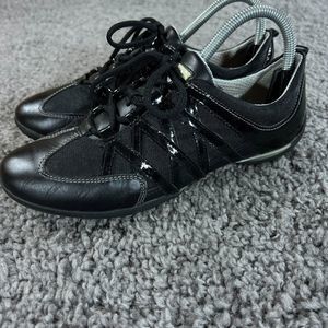 Geox Respira Sneakers Womens US8 Eur 38 Black Leather Tennis Shoes